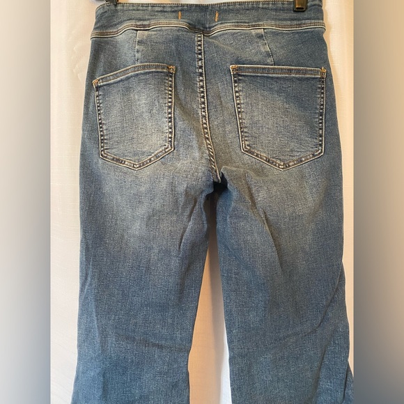 Free People Bell Bottom Flare Jeans - Picture 7 of 7